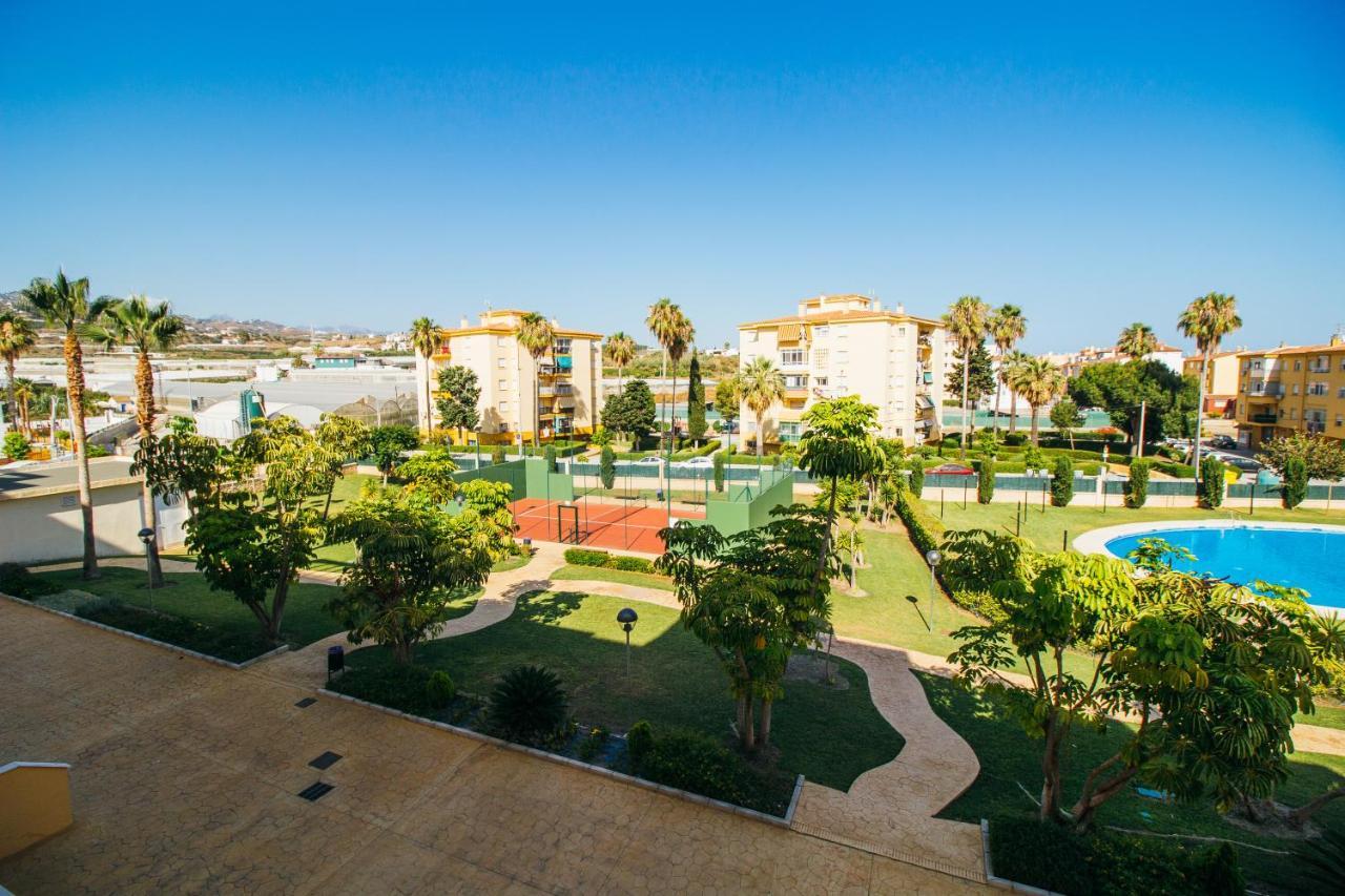 Espectacular Residencial En 2A Linea Piscina Tenis Algarrobo Costa Exterior photo