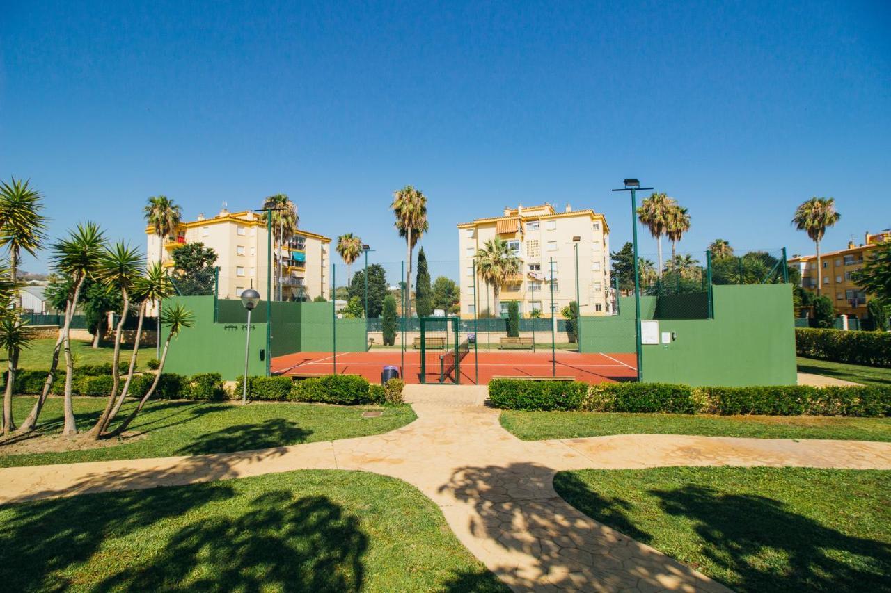 Espectacular Residencial En 2A Linea Piscina Tenis Algarrobo Costa Exterior photo